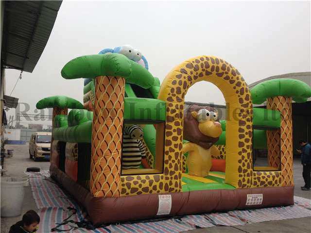 Commercial Durable Inflatable Jungle Elephane Bounce Playground