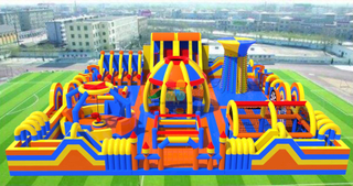China Giant Indoor Inflatable Theme Park