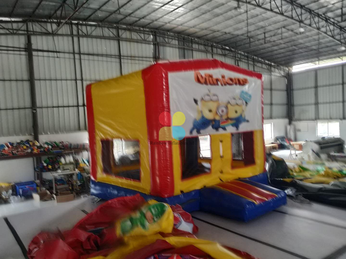 Customized Inflatable Basic Jumping Bouncy House of Minions