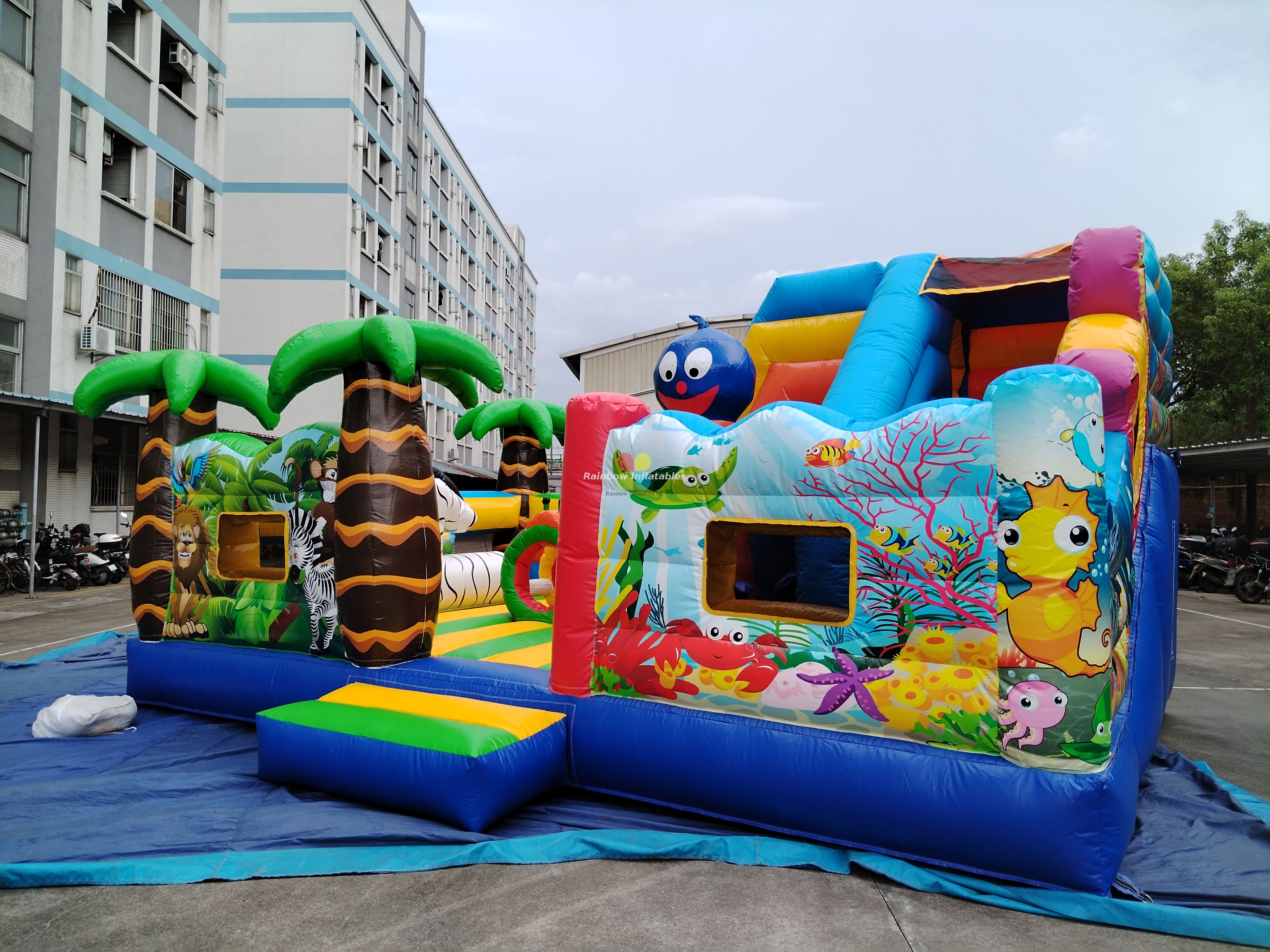 Stock for Sale Undersea Animal Inflatable Jumping Fun City Playground for Kids
